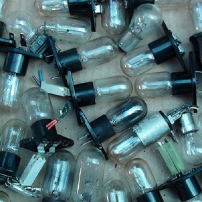 Đèn chiếu sáng lò vi sóng